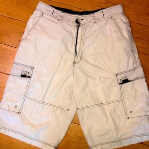 Light weight cargo men’s shorts